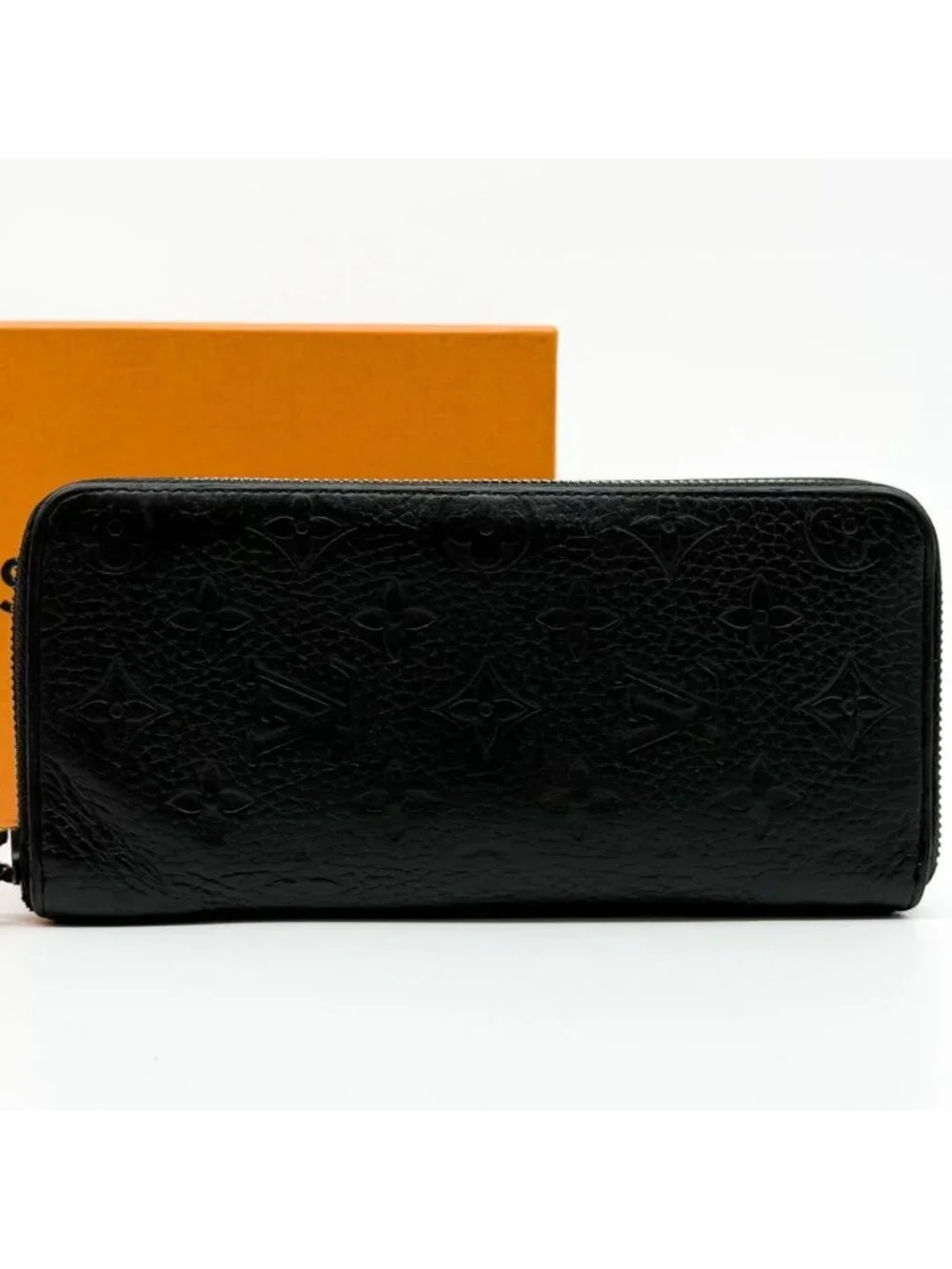 Louis Vuitton Zippy Wallet Vertical Taurillon Black Round